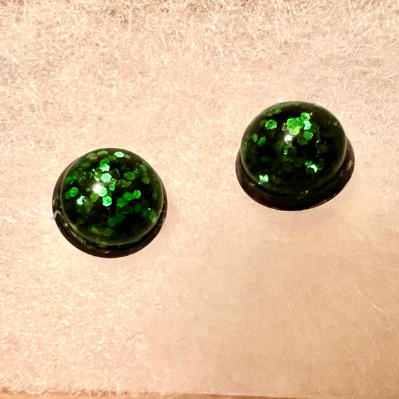 Handmade Emerald Green Glitter Pierced-Earrings Studs - Picture 1 of 4